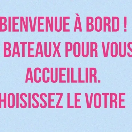 Hebergements Bateaux A Quai *